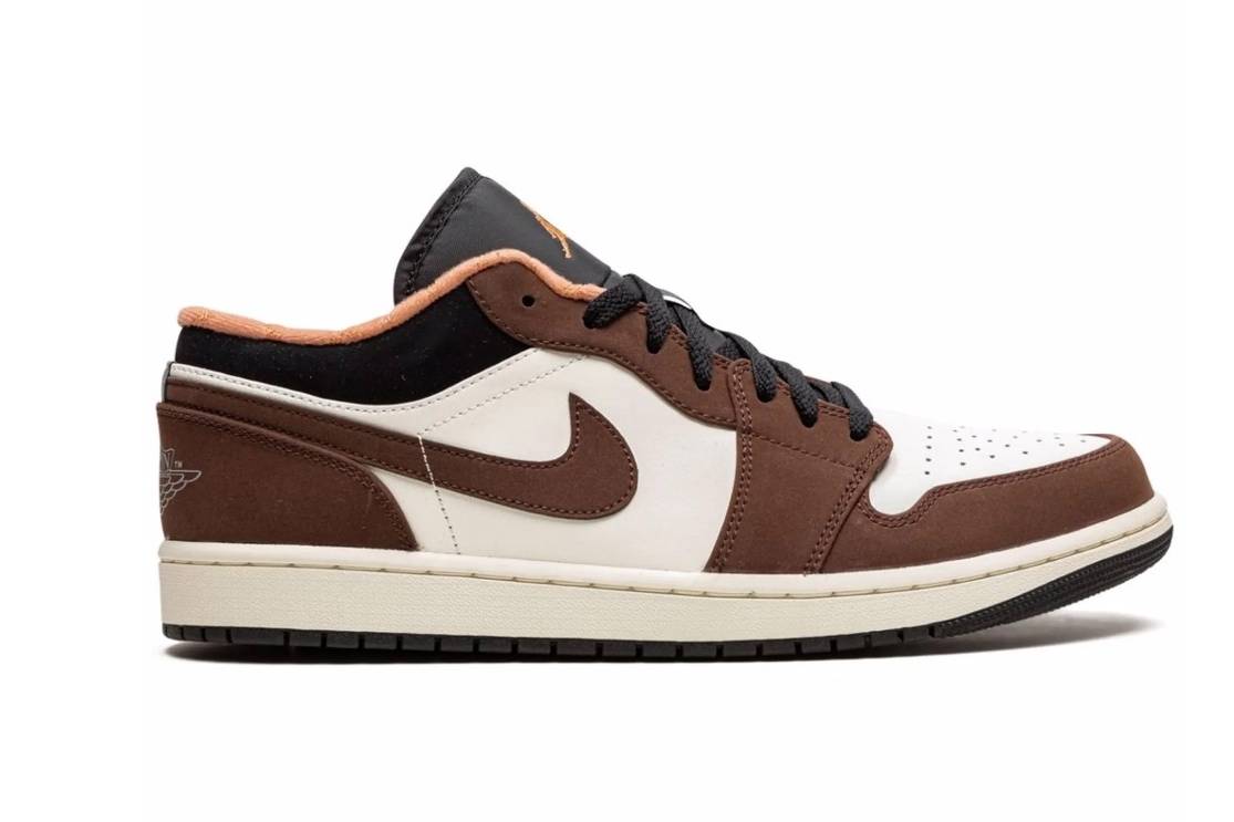 Jordan 1 Low Mocha